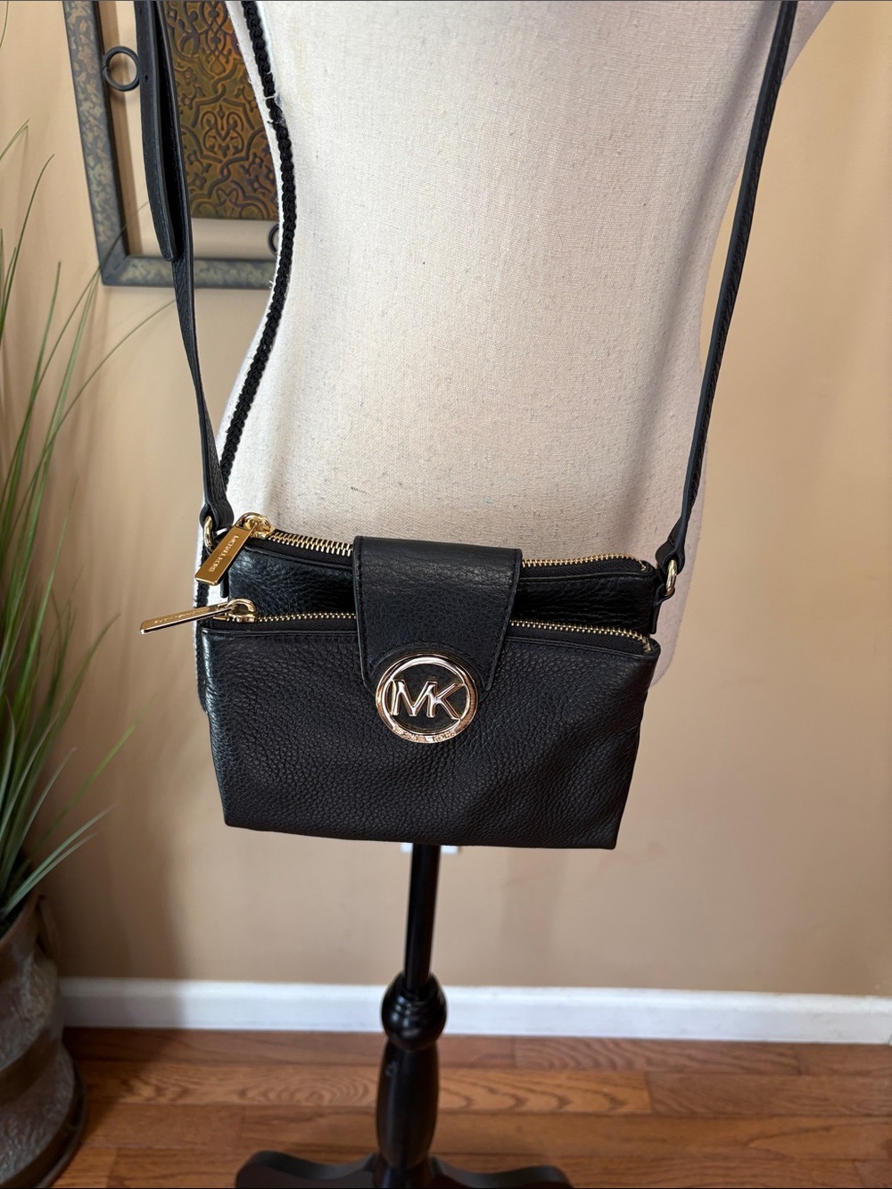 Michael Kors Black Leather Fulton Crossbody Bag